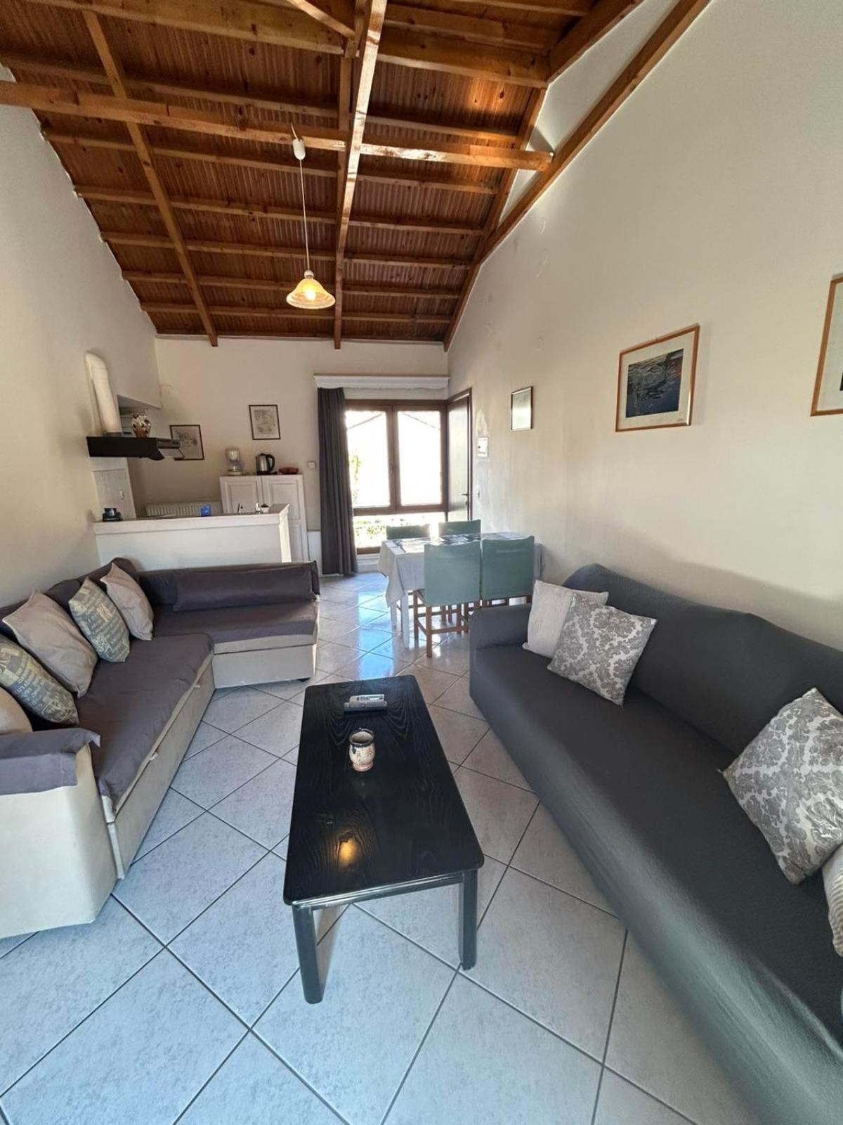 Roxani Studios-Apartments Petra (Lesbos) Quarto foto